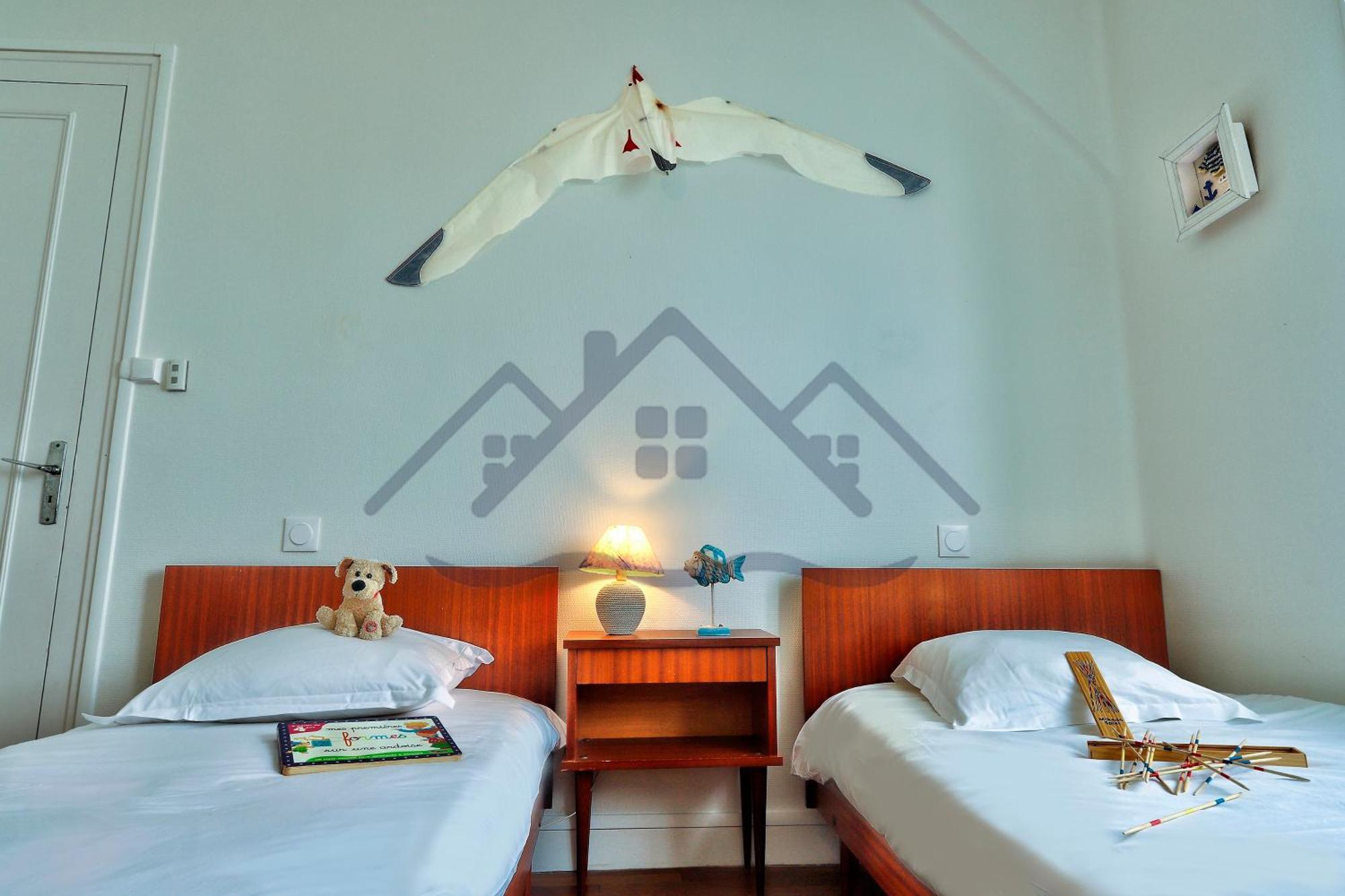Ty Geoland - Maison à deux pas du centre avec jardin au Guilvinec - Wifi inclus - Animaux bienvenus- Linge de lit inclus - Serviettes et ménage de fin de séjour en option Exterior foto